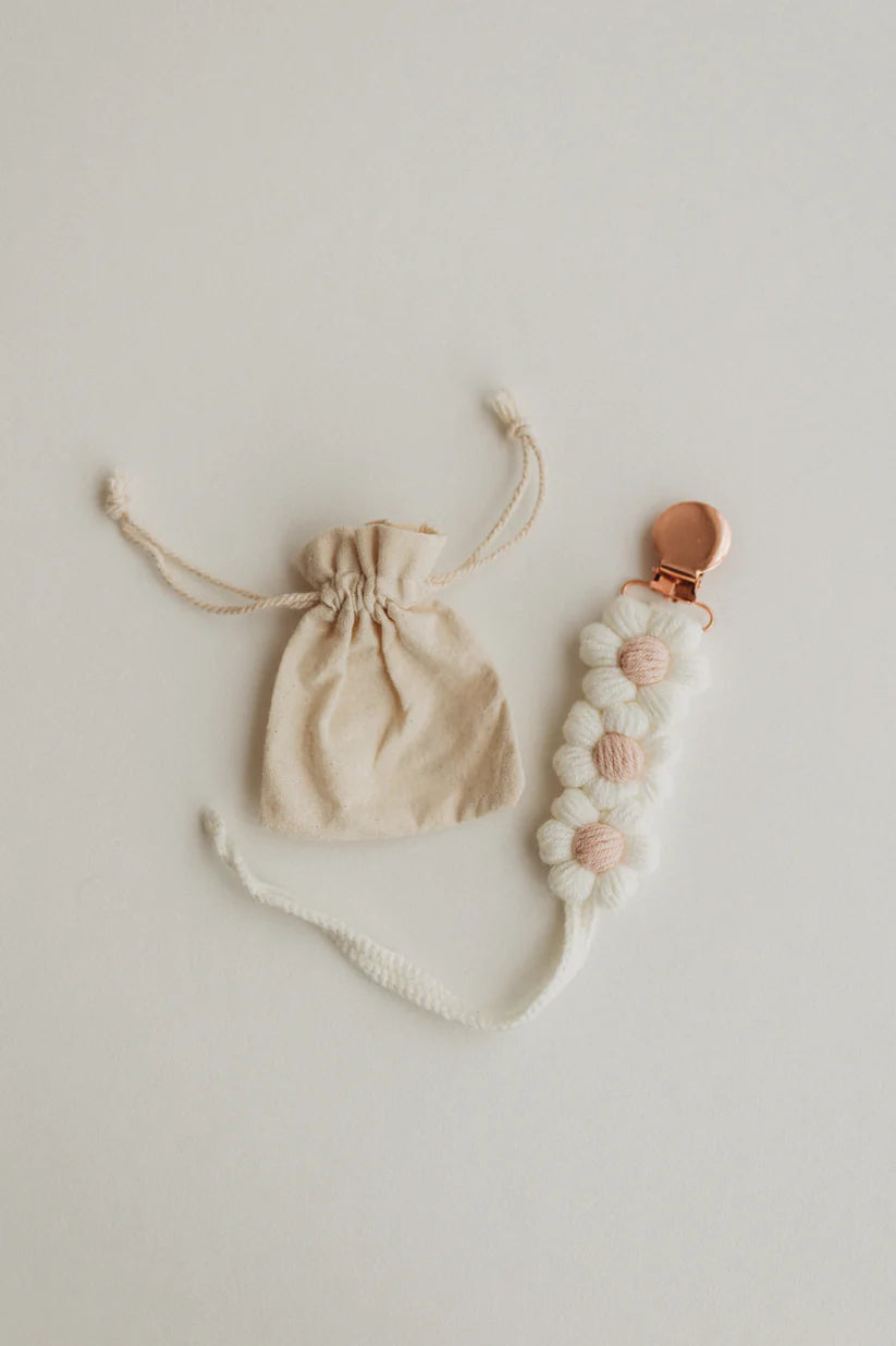 Dummy Clip - Blush Puff