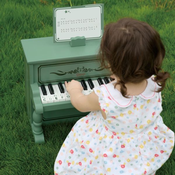Classic World Vintage Piano
