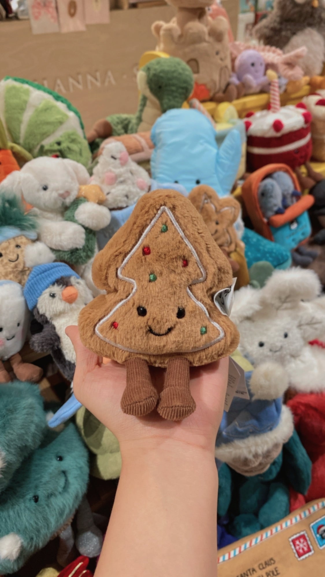 Jellycat Amuseables Tree Cookie – Hanna Scallop