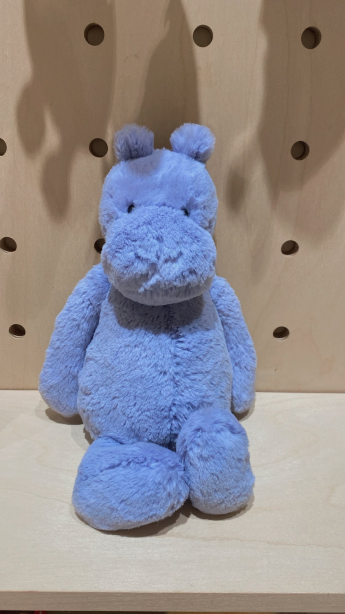 Jellycat Bashful Hippo – Hanna Scallop