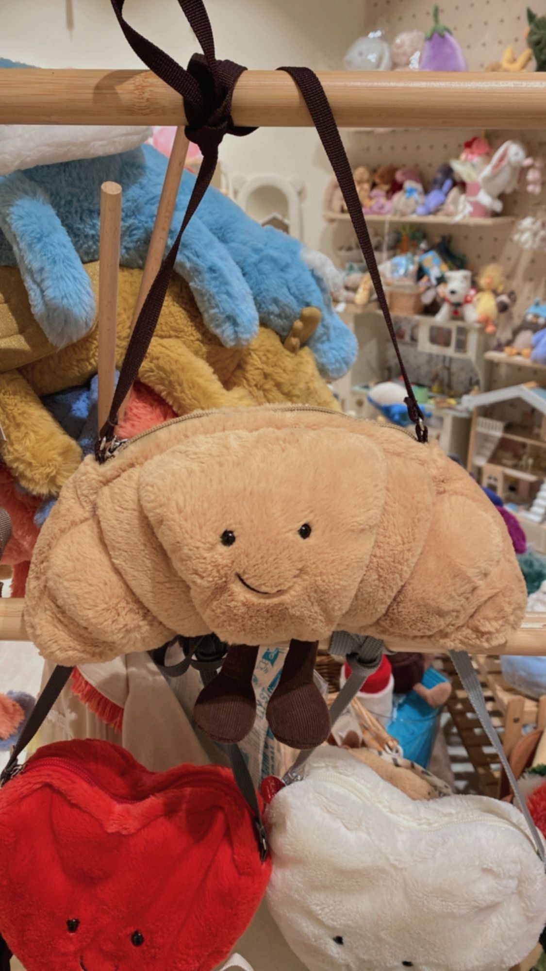 Jellycat Amuseables Croissant Bag