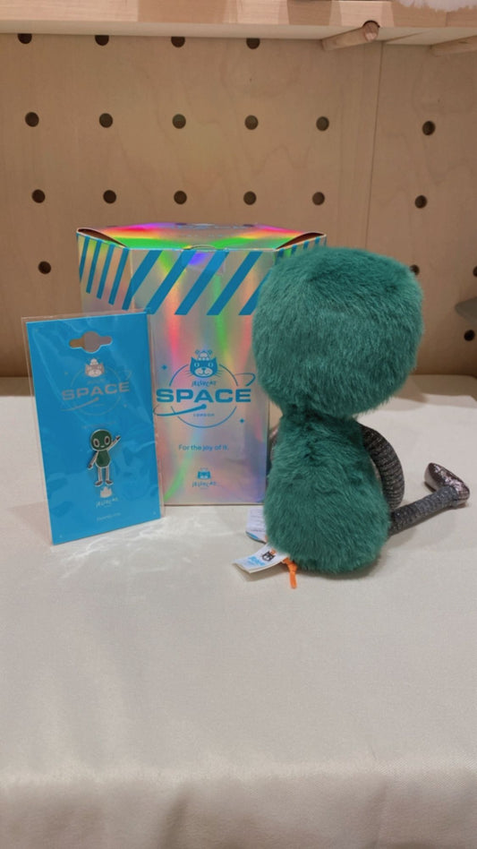Jellycat Zyllan Alien set with box and pin and sticker