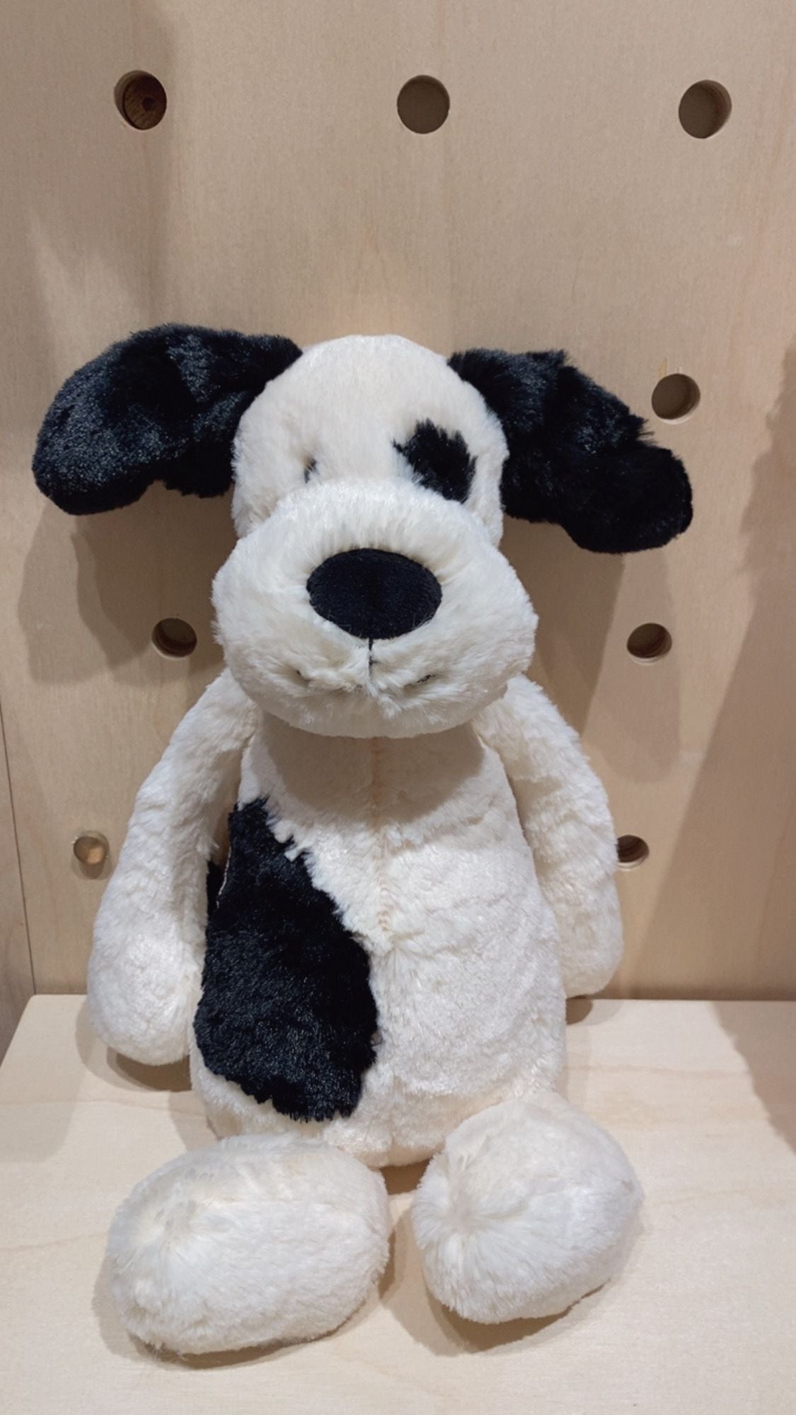 Jellycat Bashful Black and Cream Puppy Rufferty Puppy