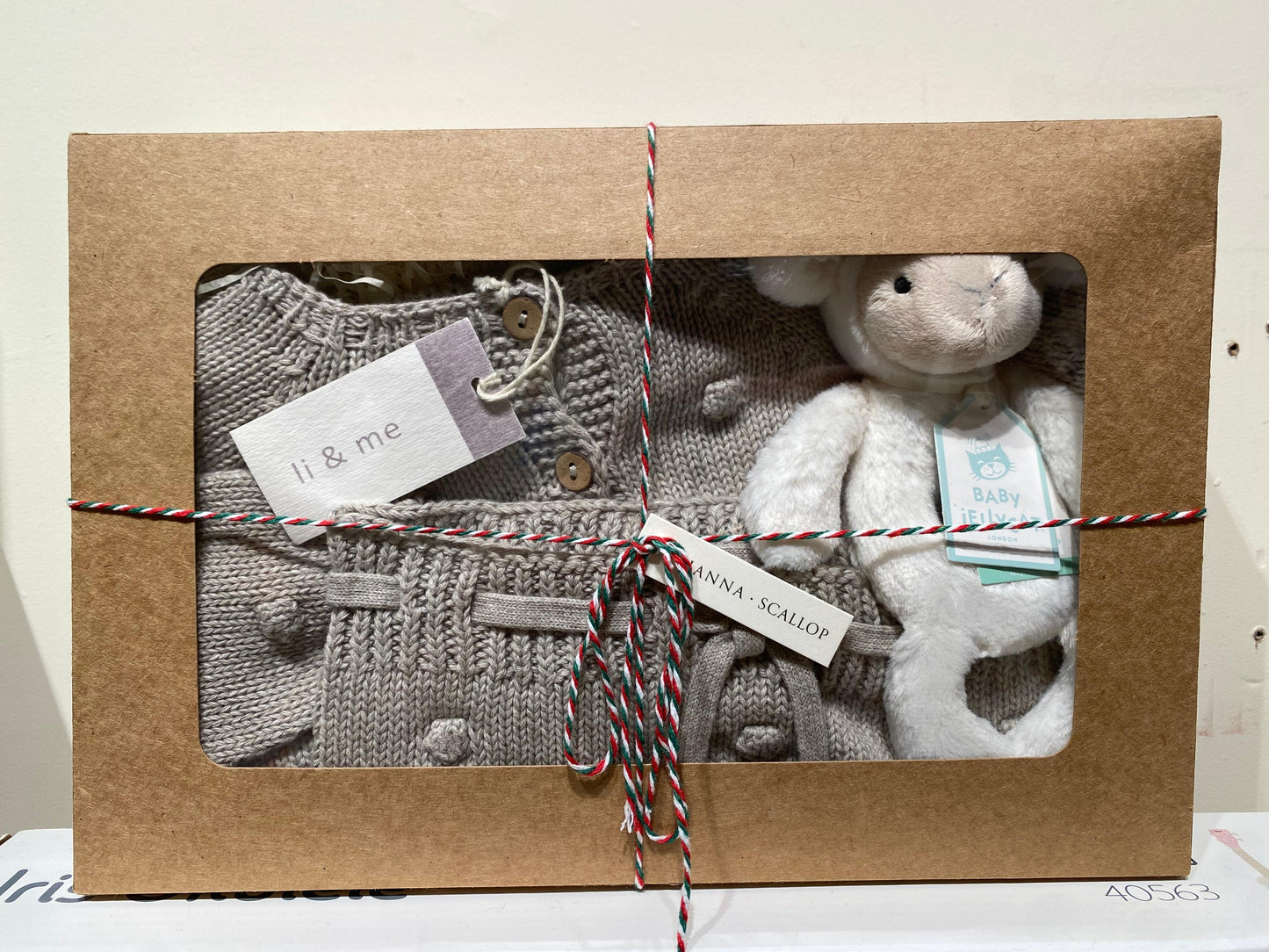Medium Box Gift Set B