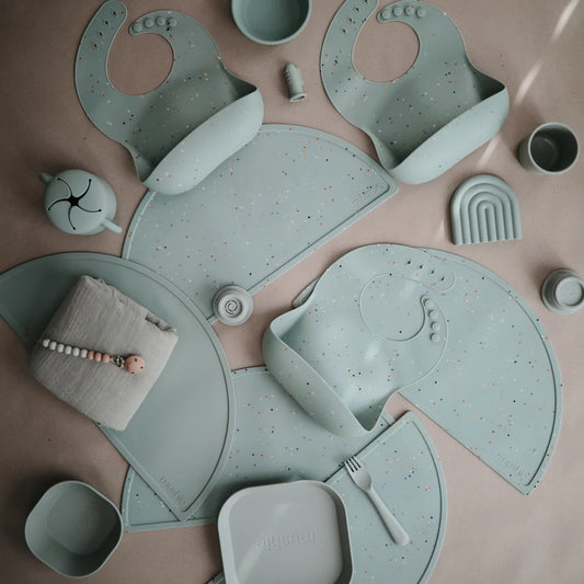 Mushie Silicone Place Mat (Cambridge Blue Confetti)