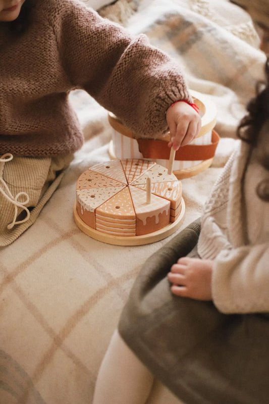 Nashe Derevce Wooden Birthday Cake (Vanilla)