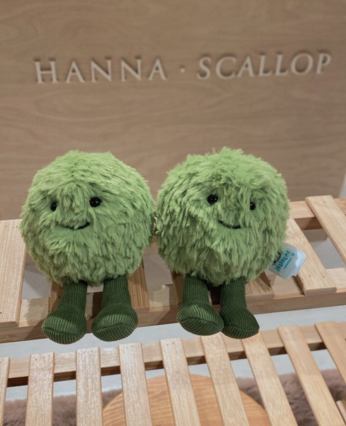 Jellycat Dot and Peg Mushy Peas (London Edition)