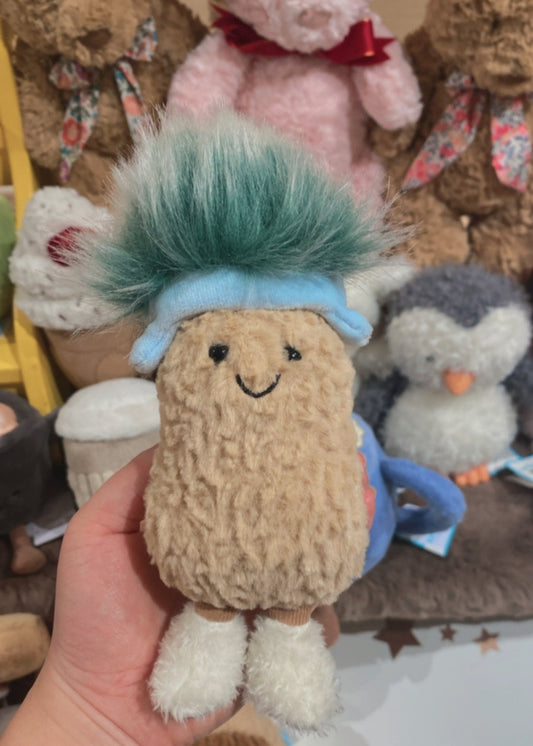 Jellycat Peanut 'Apres Ski'