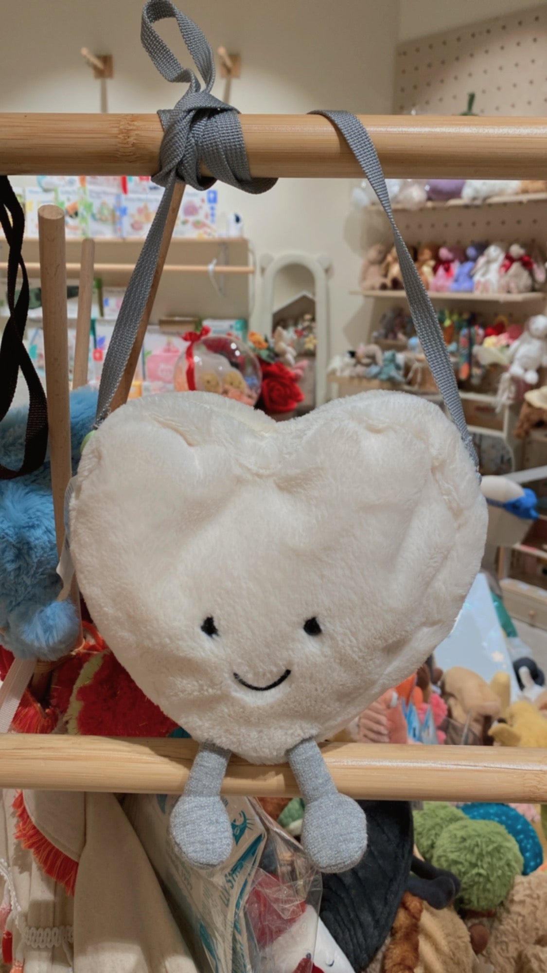 Jellycat Amuseables Cream Heart Bag