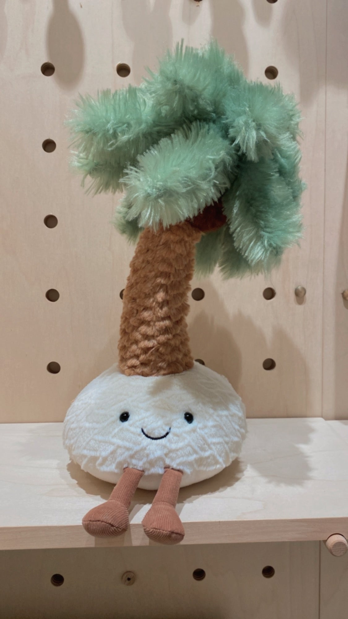 Jellycat Amuseables Pammie Palm Tree – Hanna Scallop