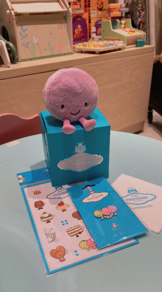 Jellycat May Macaron (Purple)