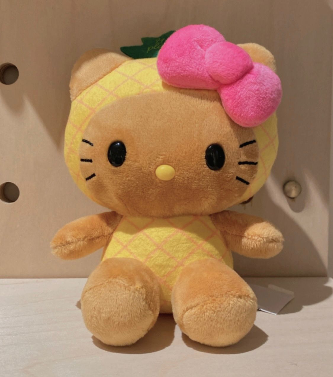 Sanrio Hawaii Toy - Pineapple Kitty