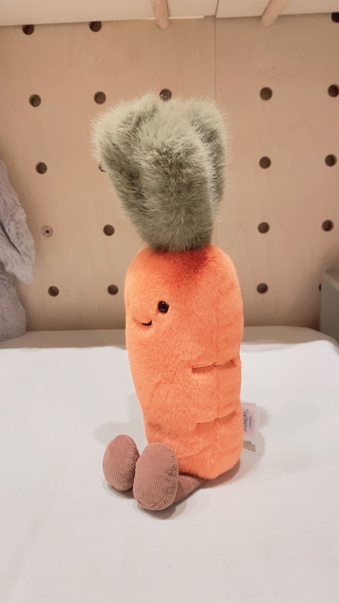 Jellycat Amuseables Carrot – Hanna Scallop