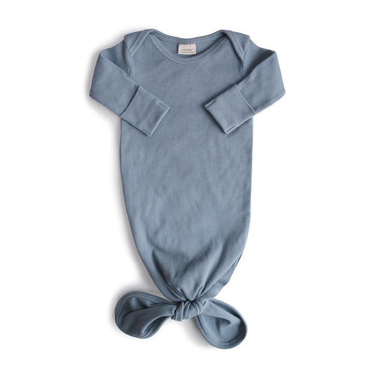 Mushie Ribbed Knotted Baby Gown (Tradewinds)